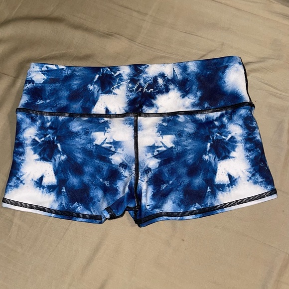 Kailoha Shorts - Picture 2 of 4
